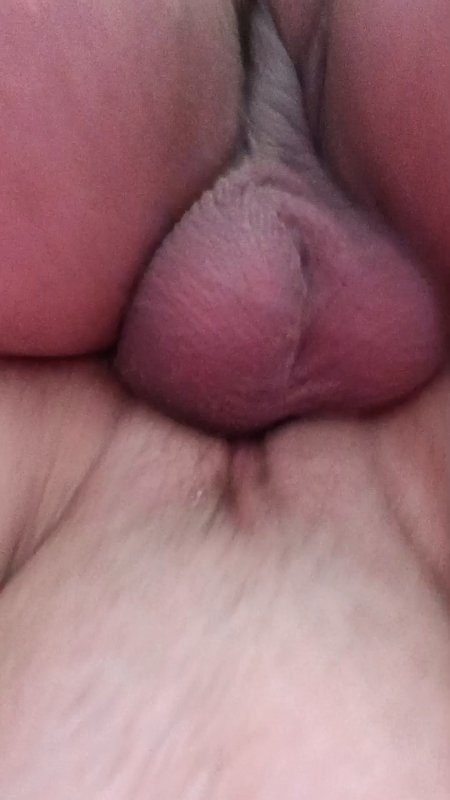 Suzuki Loo in vulva clip — leaked vulva video