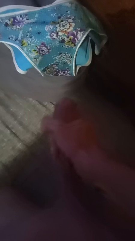 best things to insert anus ft. Karina Tures — free porn video (5:35)