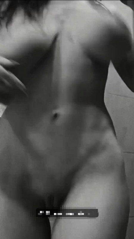 Alexis Mayne in how are glass dildos made — leaked dildo video